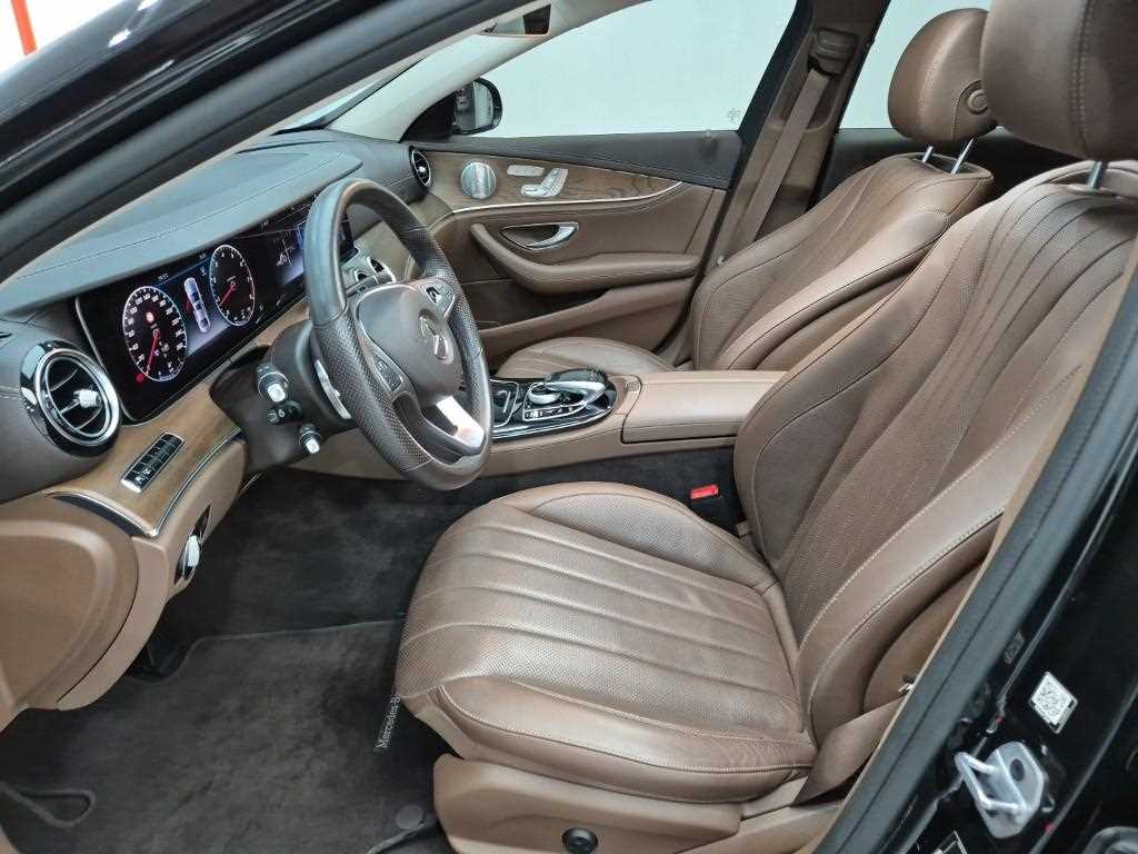Mercedes Benz E class 2018 Negro - Importación desde Corea - HF Imports Iquique - Foto 13