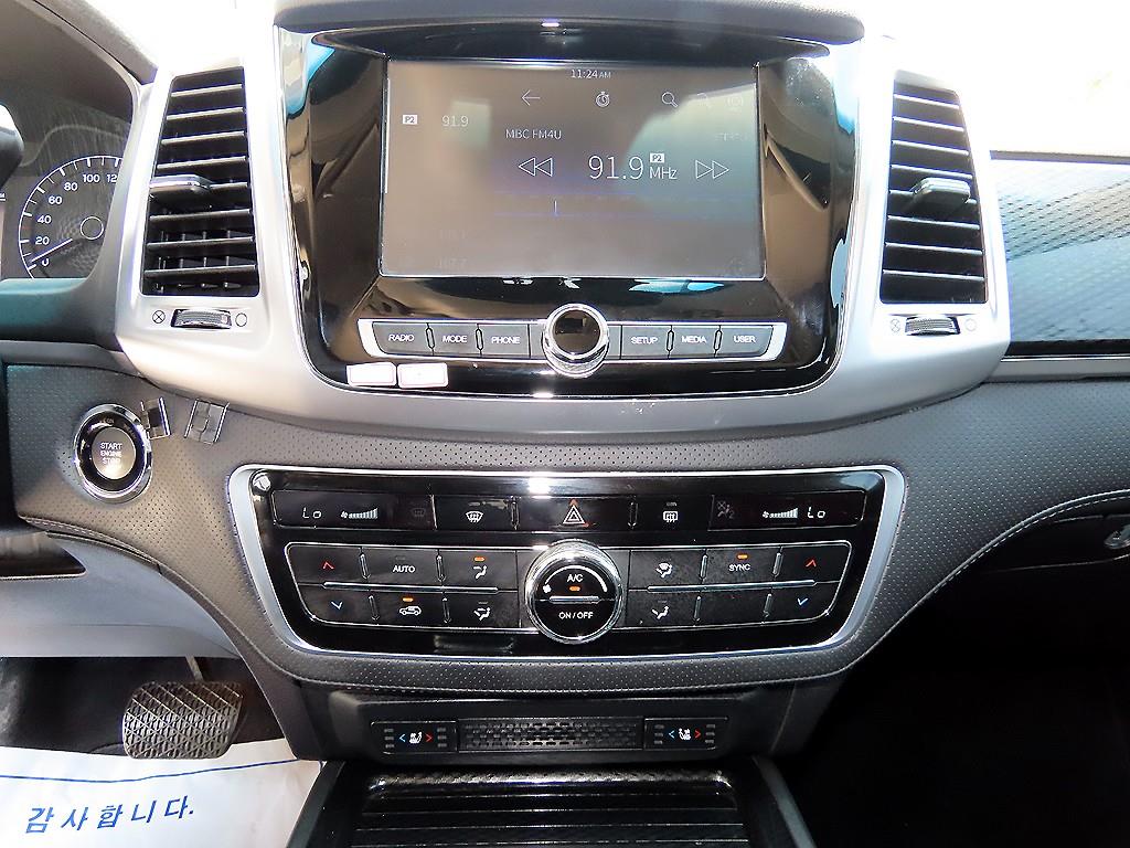 Ssangyong Rexton 2021 Negro - Importación desde Corea - HF Imports Iquique - Foto 15