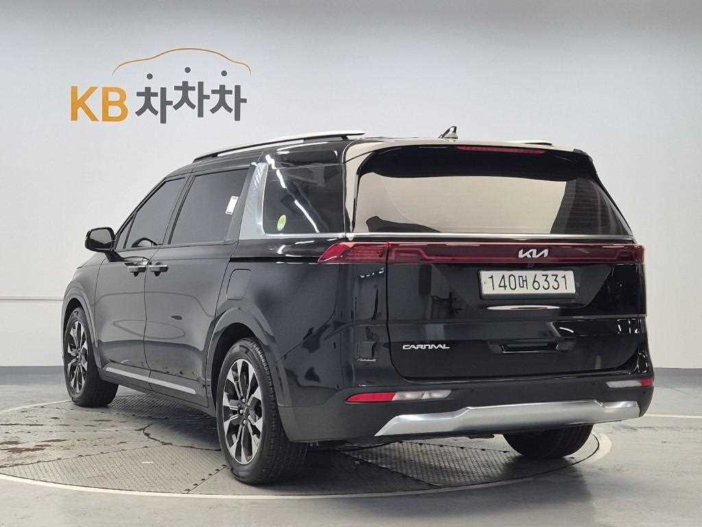KIA Carnival - Vista 2