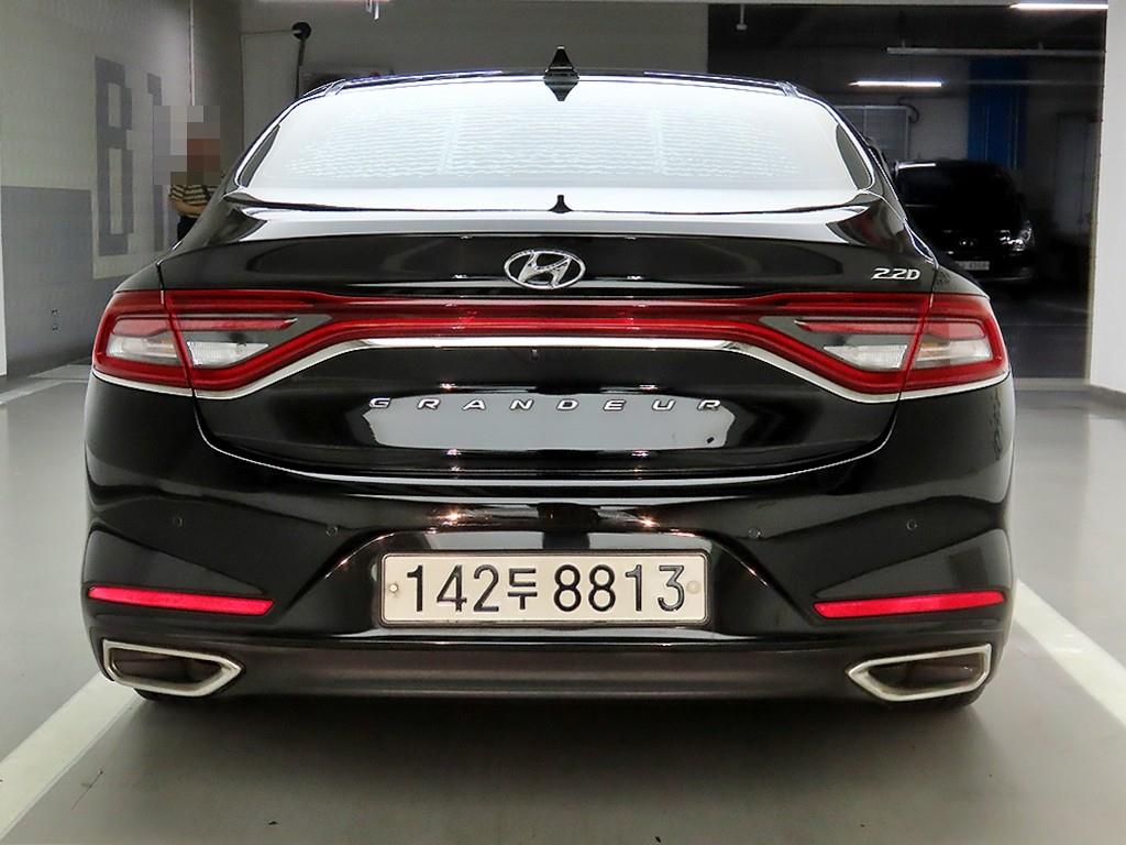 HYUNDAI Grandeur - Vista 3