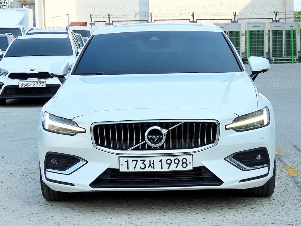 Volvo S60 2020 Blanco - Importación desde Corea - HF Imports Iquique - Foto 1