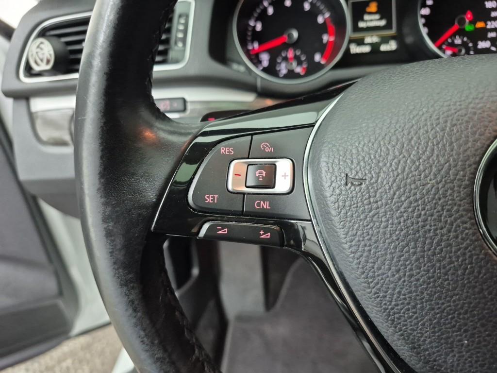 Volkswagen Passat 2018 Blanco - Importación desde Corea - HF Imports Iquique - Foto 18