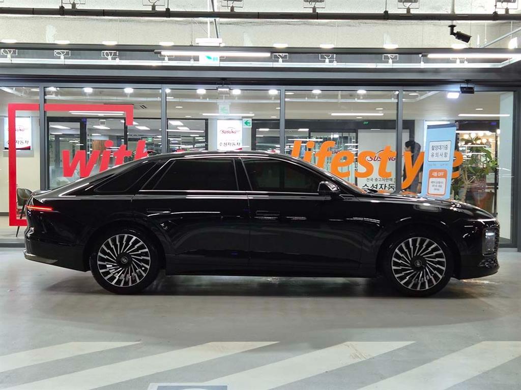 HYUNDAI Grandeur - Vista 3