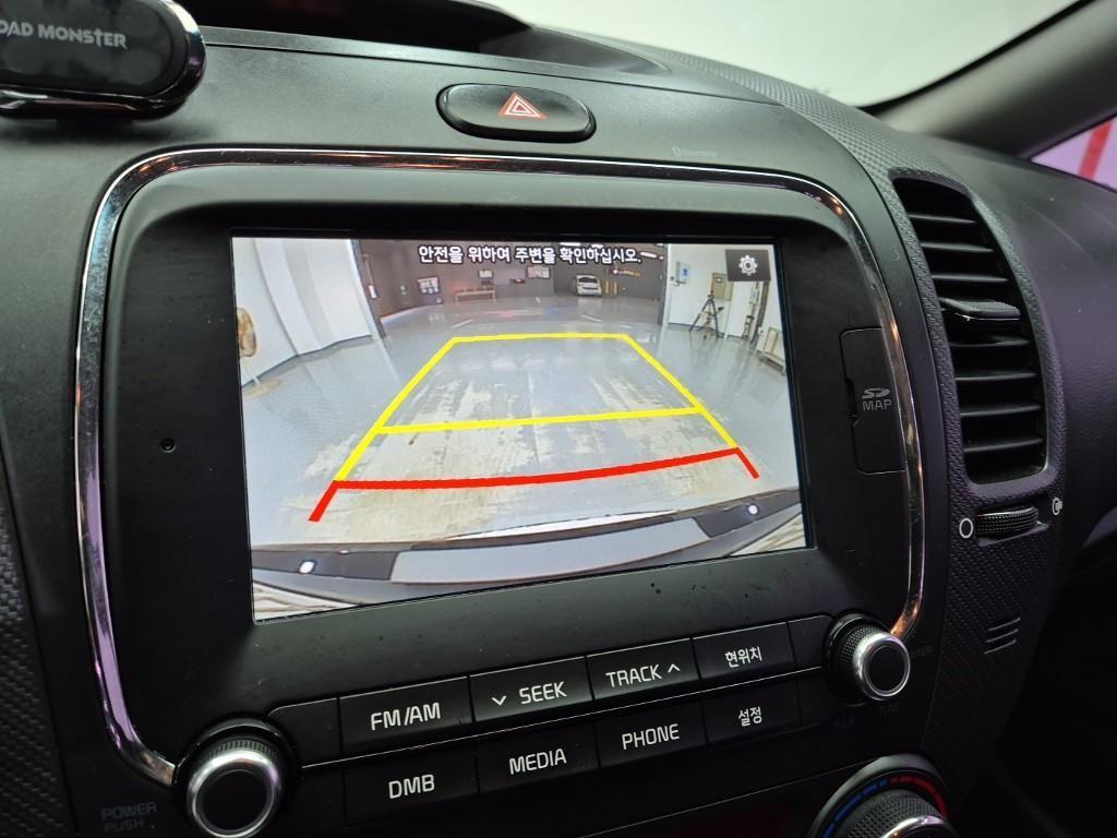 KIA K3 2015 Negro - Importación desde Corea - HF Imports Iquique - Foto 17