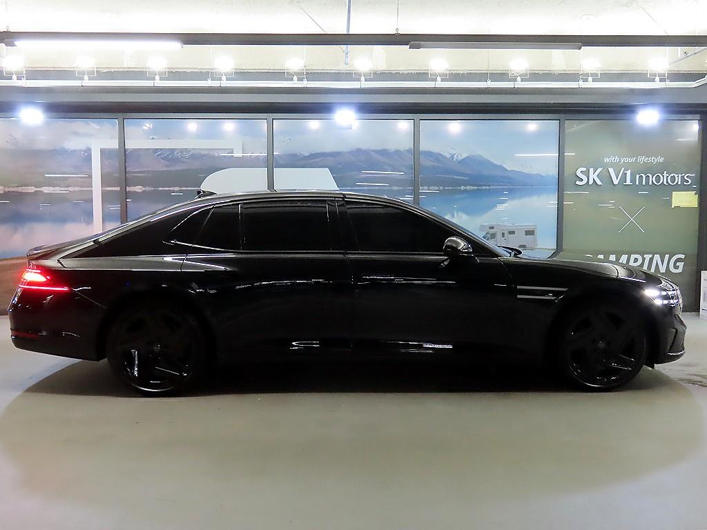 Genesis G90 - Vista 3