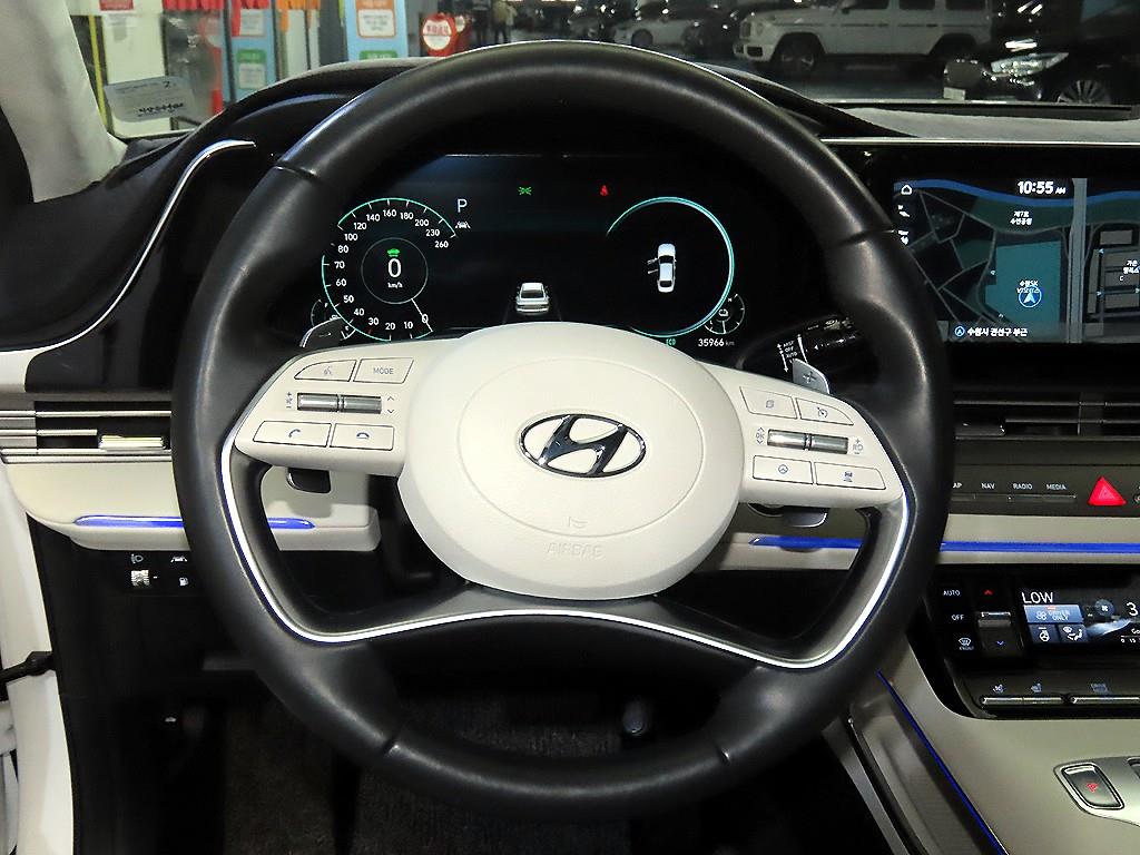 HYUNDAI Grandeur - Vista 10