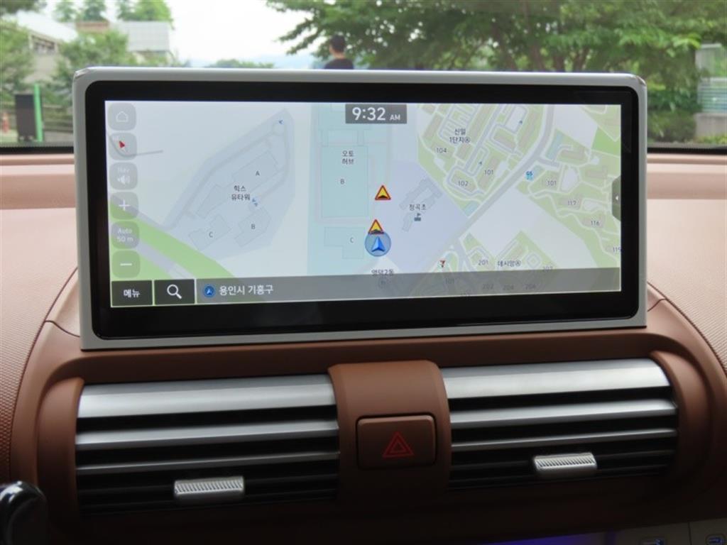HYUNDAI Casper - Vista 10