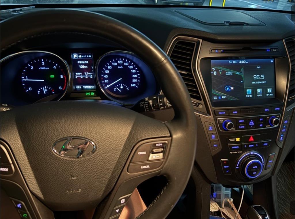 HYUNDAI Maxcruz - Vista 7