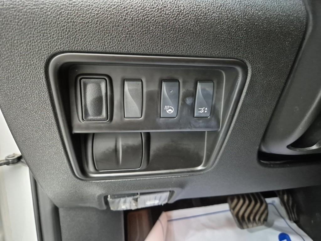 SAMSUNG QM6 2017 Blanco - Importación desde Corea - HF Imports Iquique - Foto 19