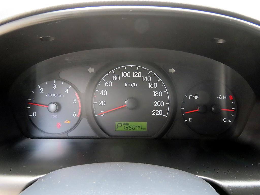 HYUNDAI Starex - Vista 11