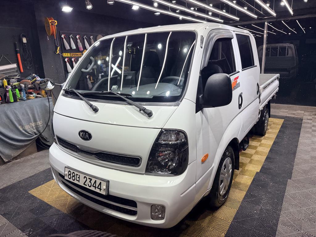 Small Truck Cargo (small) - Vista 2