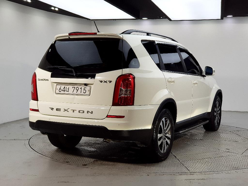 Ssangyong Rexton - Vista 6