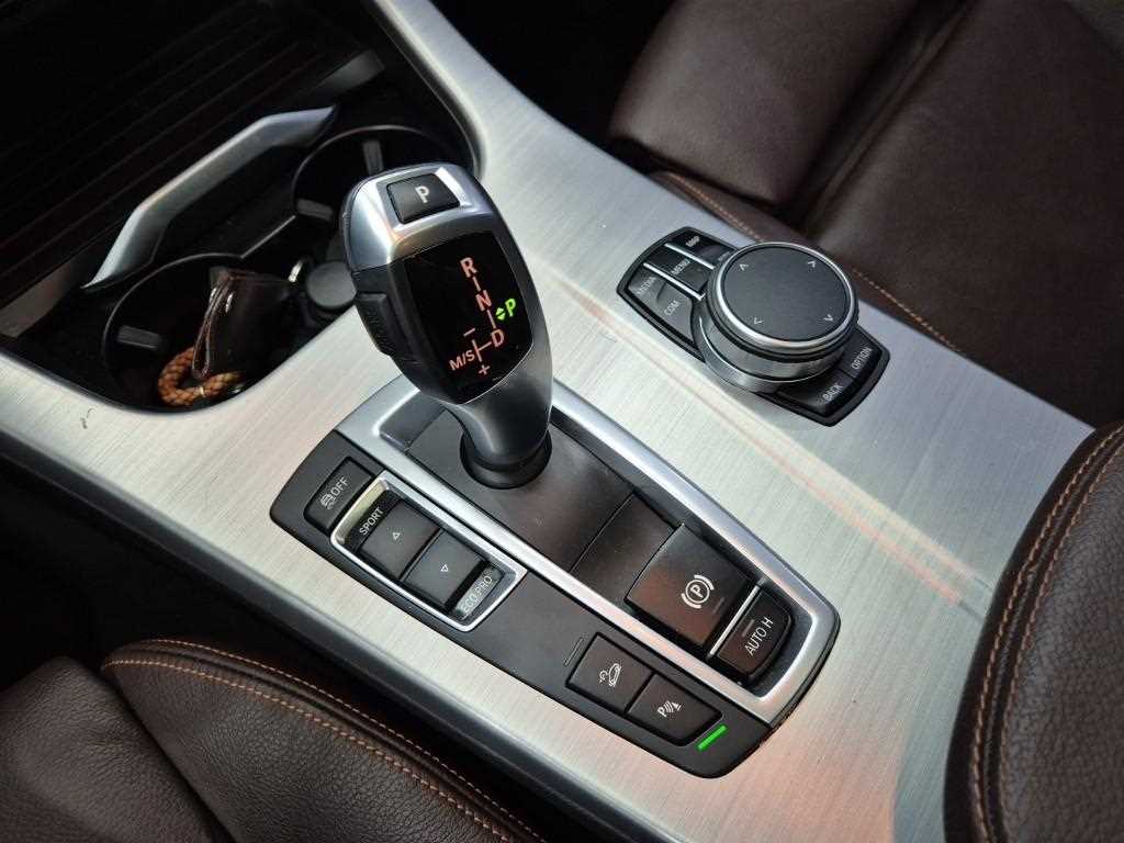BMW X4 - Vista 10