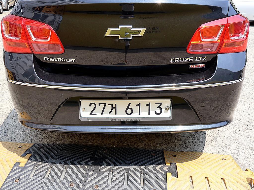 Chevrolet Cruise 2015 Negro - Importación desde Corea - HF Imports Iquique - Foto 19