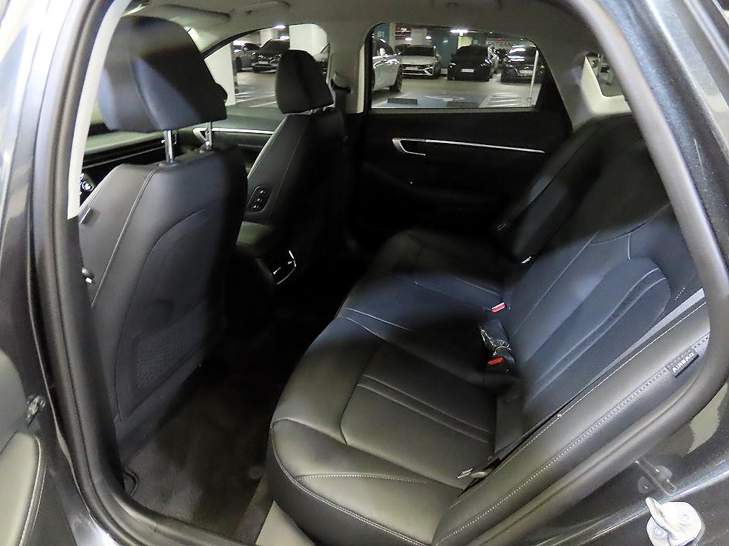 HYUNDAI Sonata - Vista 9