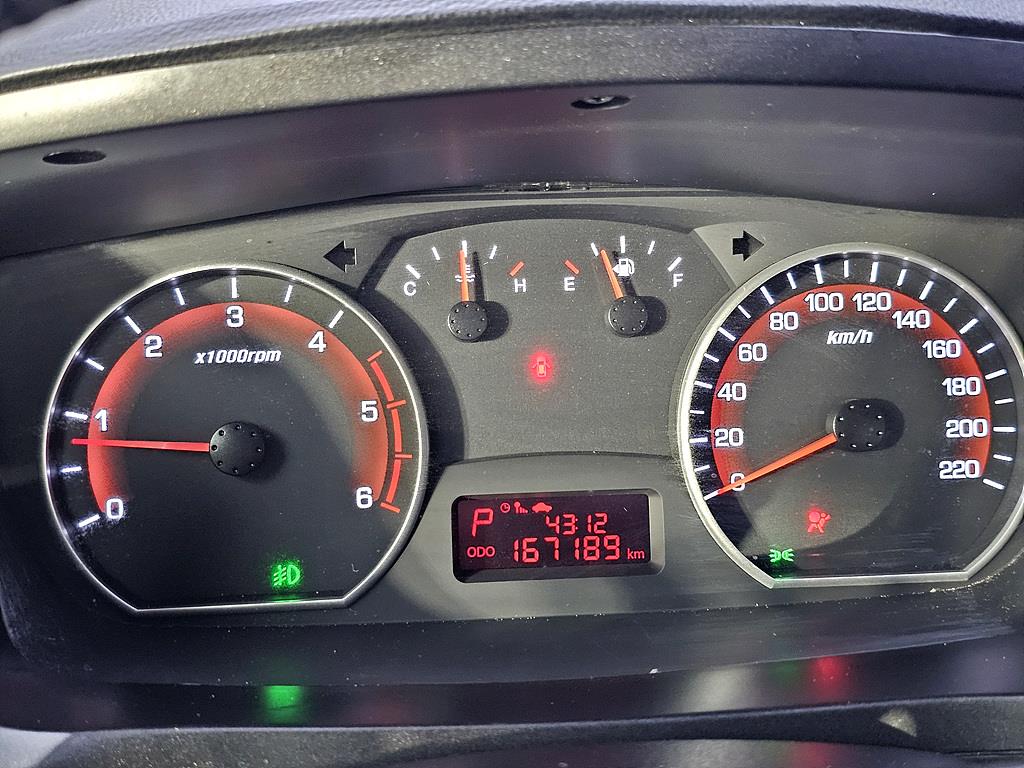 Ssangyong Korando - Vista 9