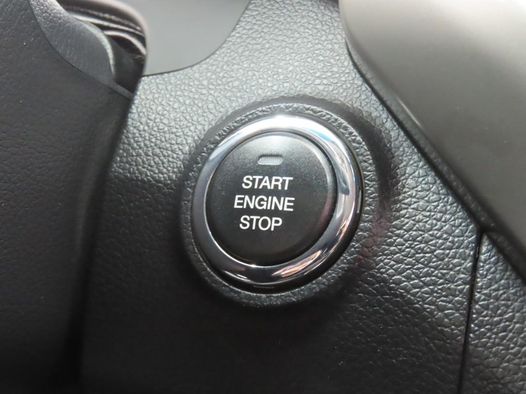 Ssangyong Tivoli 2016 Blanco - Importación desde Corea - HF Imports Iquique - Foto 16