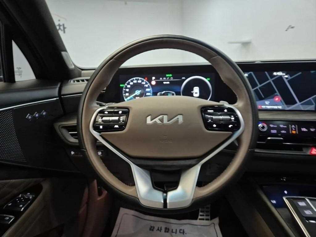 KIA K8 - Vista 11
