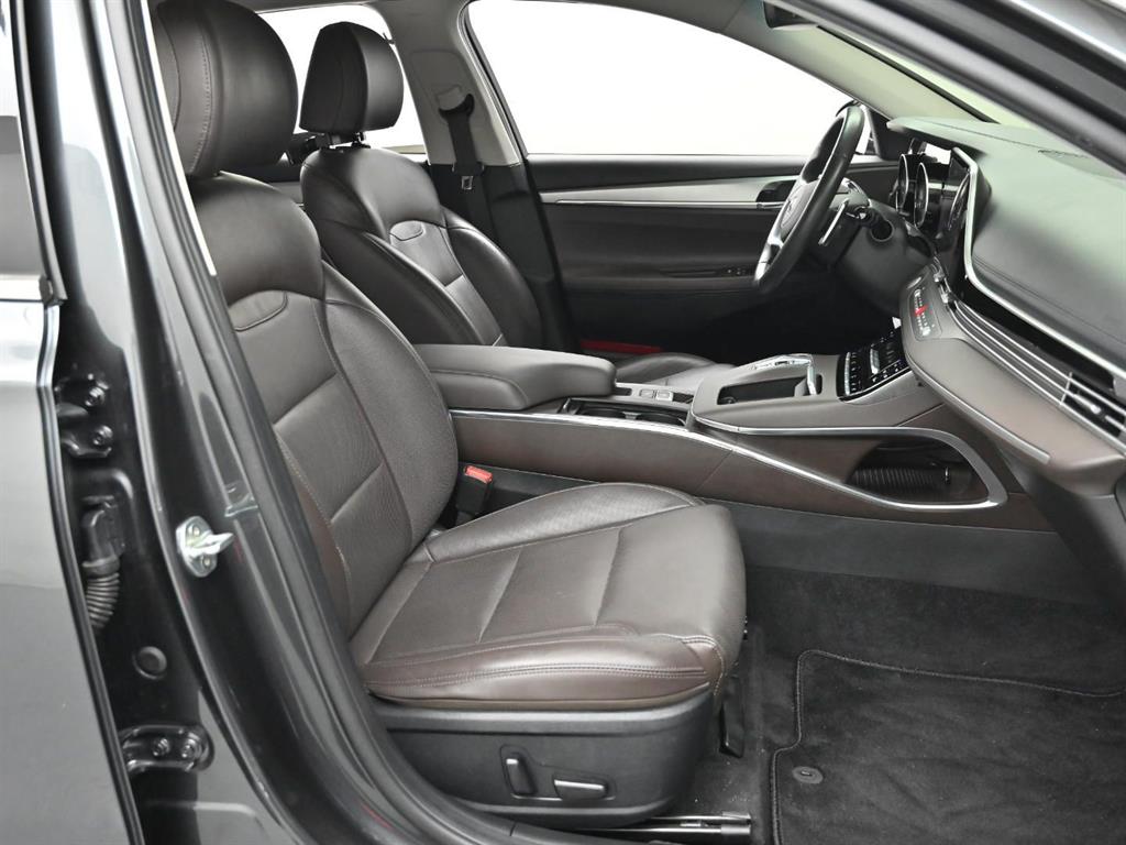 HYUNDAI Grandeur - Vista 12