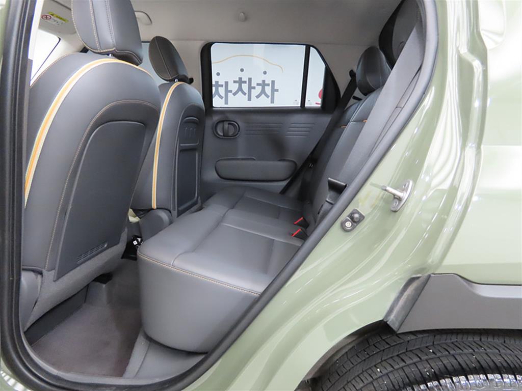 HYUNDAI Casper - Vista 8