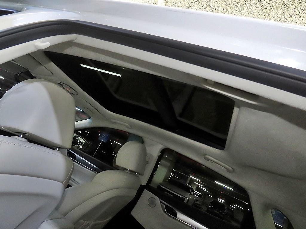 HYUNDAI Grandeur 2022 Blanco - Importación desde Corea - HF Imports Iquique - Foto 17
