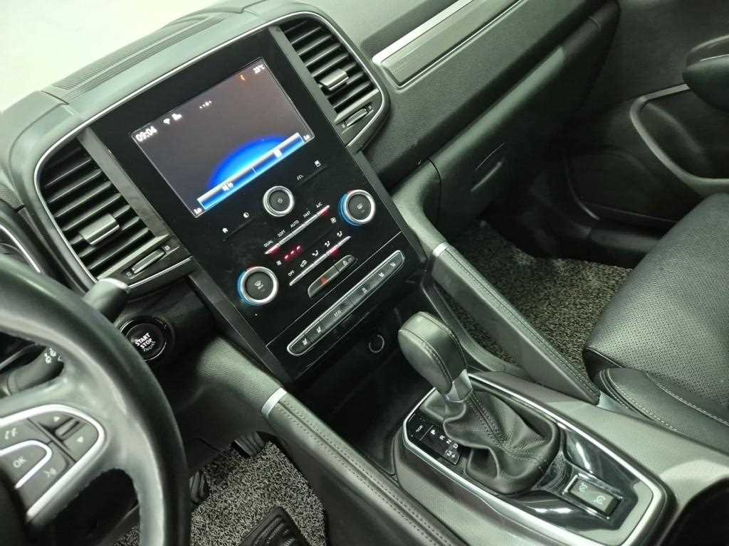 SAMSUNG QM6 - Vista 12