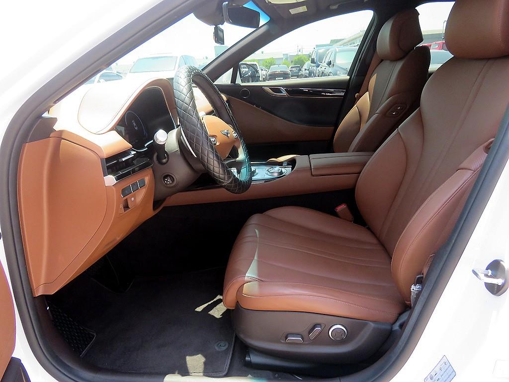 Genesis G80 - Vista 8