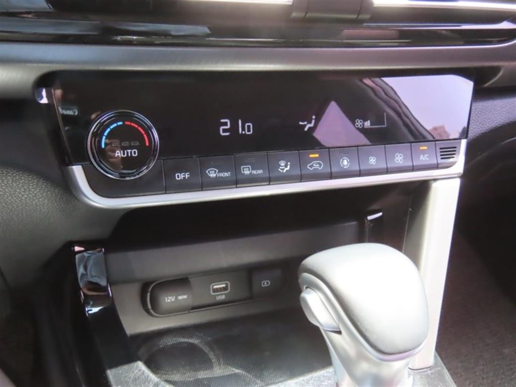 KIA Seltos - Vista 9