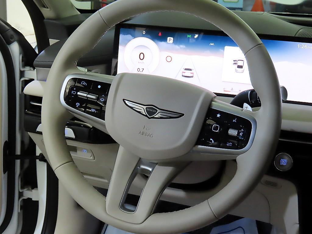 Genesis G80 - Vista 10