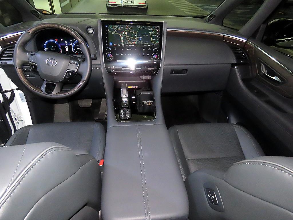 Toyota Alphard - Vista 12
