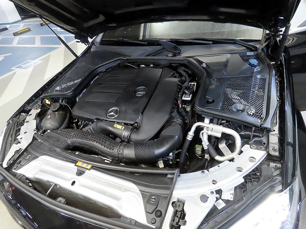 Mercedes Benz C Class 2020 Negro - Importación desde Corea - HF Imports Iquique - Foto 19