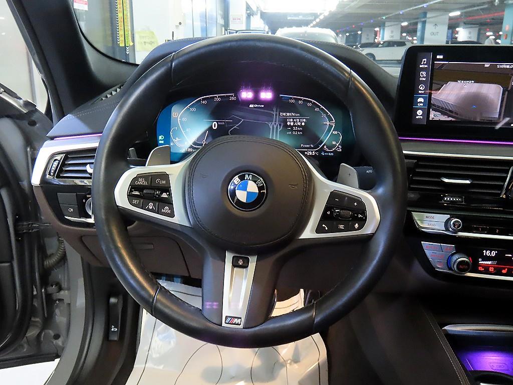 BMW 5 Series - Vista 10