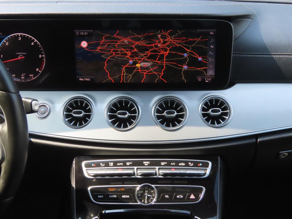 Mercedes Benz CLS Class - Vista 12