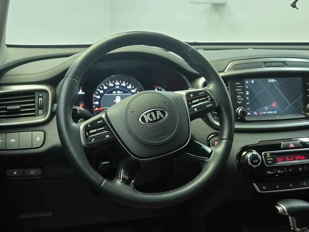 KIA Sorento - Vista 11