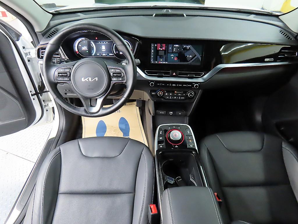 KIA Niro - Vista 9