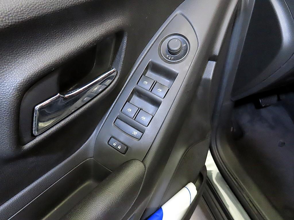 Chevrolet Trax 2016 Gris - Importación desde Corea - HF Imports Iquique - Foto 15