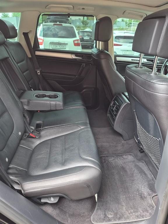 Volkswagen Touareg 2016 Negro - Importación desde Corea - HF Imports Iquique - Foto 19