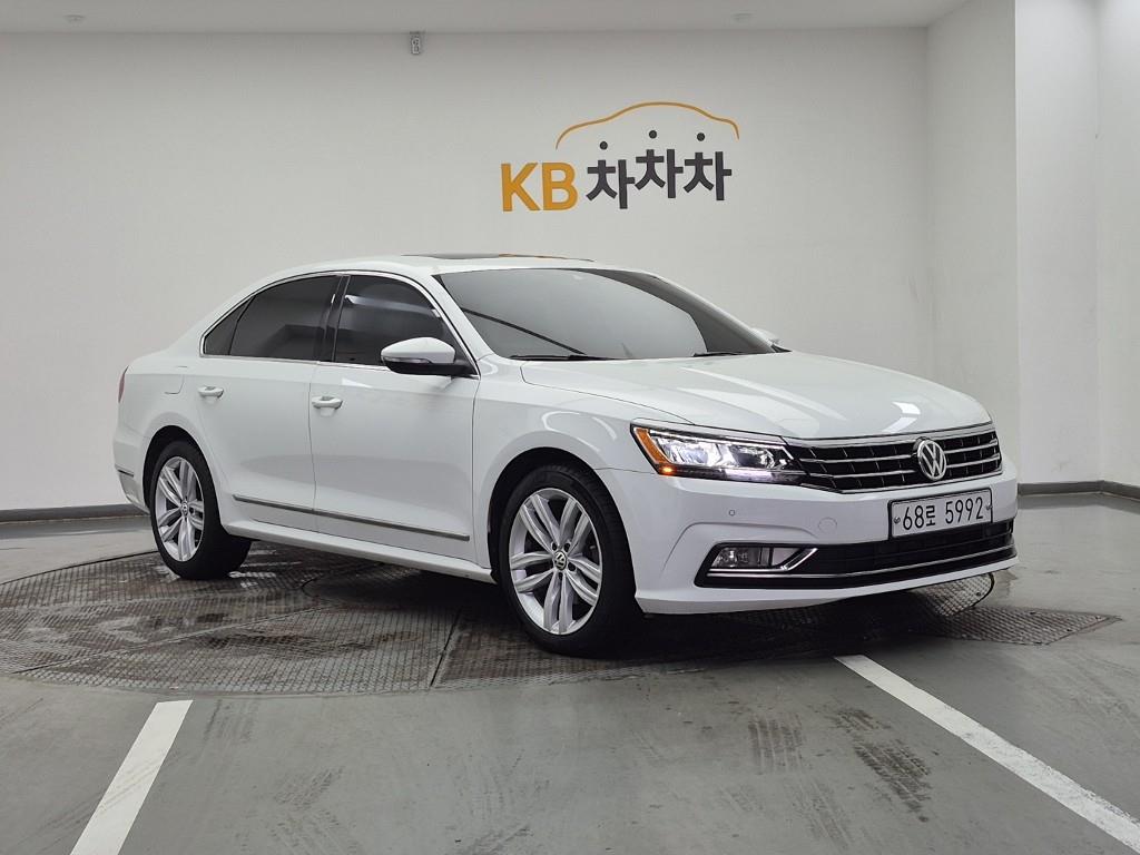 Volkswagen Passat - Vista 2