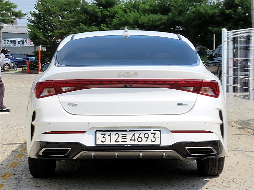 KIA K5 - Vista 6