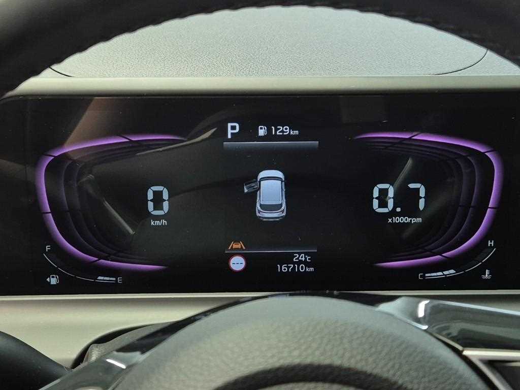 KIA Seltos - Vista 8