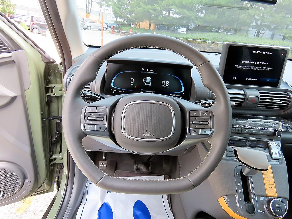 HYUNDAI Casper - Vista 10