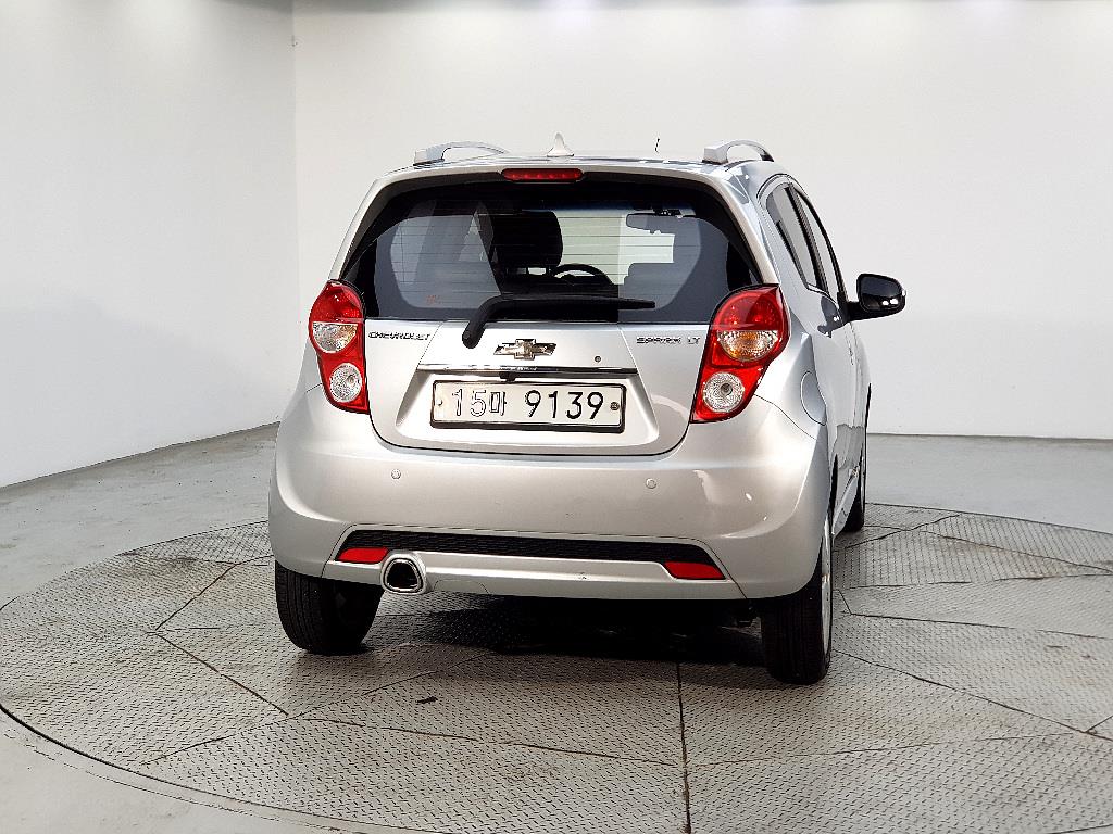 Chevrolet Spark - Vista 3