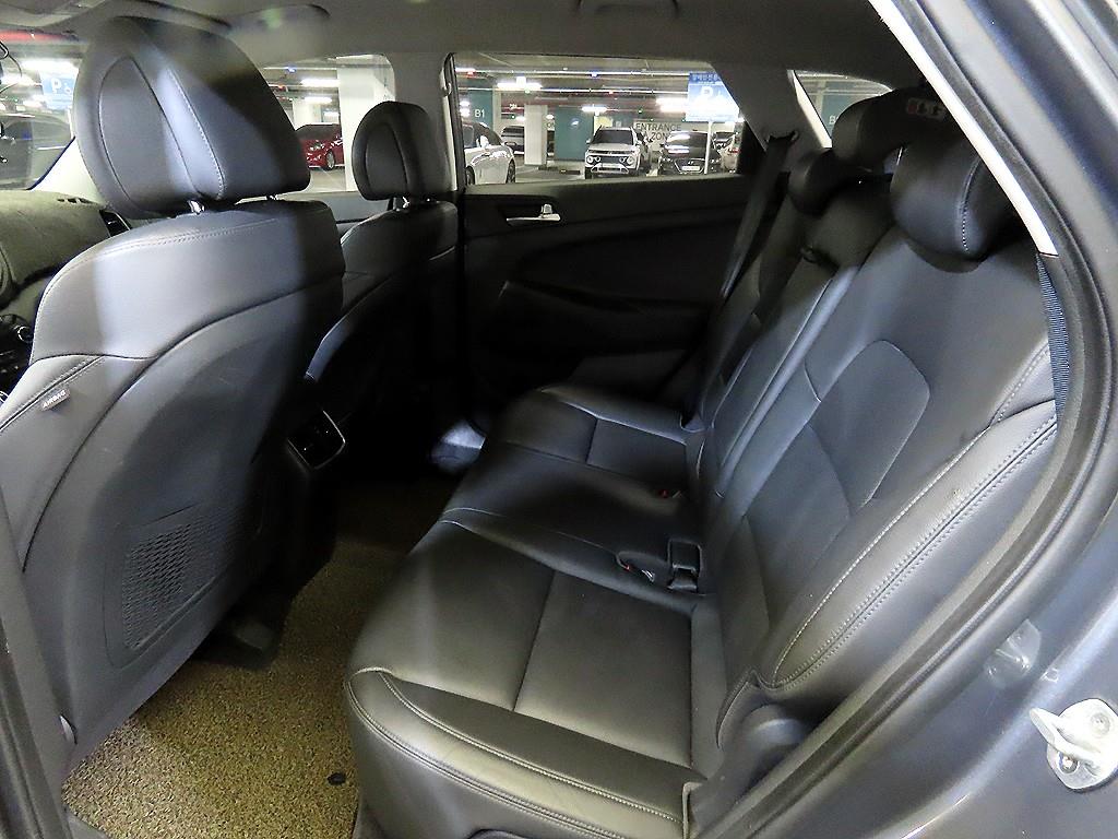 HYUNDAI Tucson - Vista 9