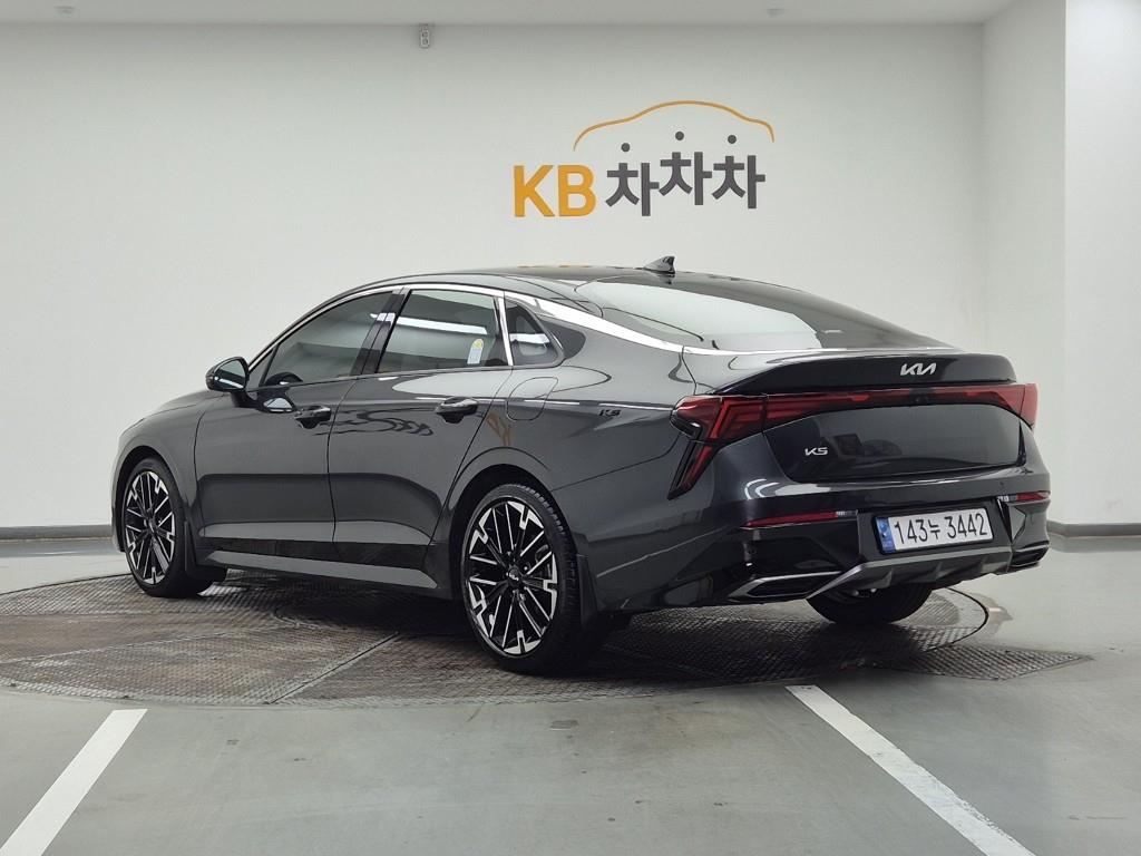 KIA K5 - Vista 3