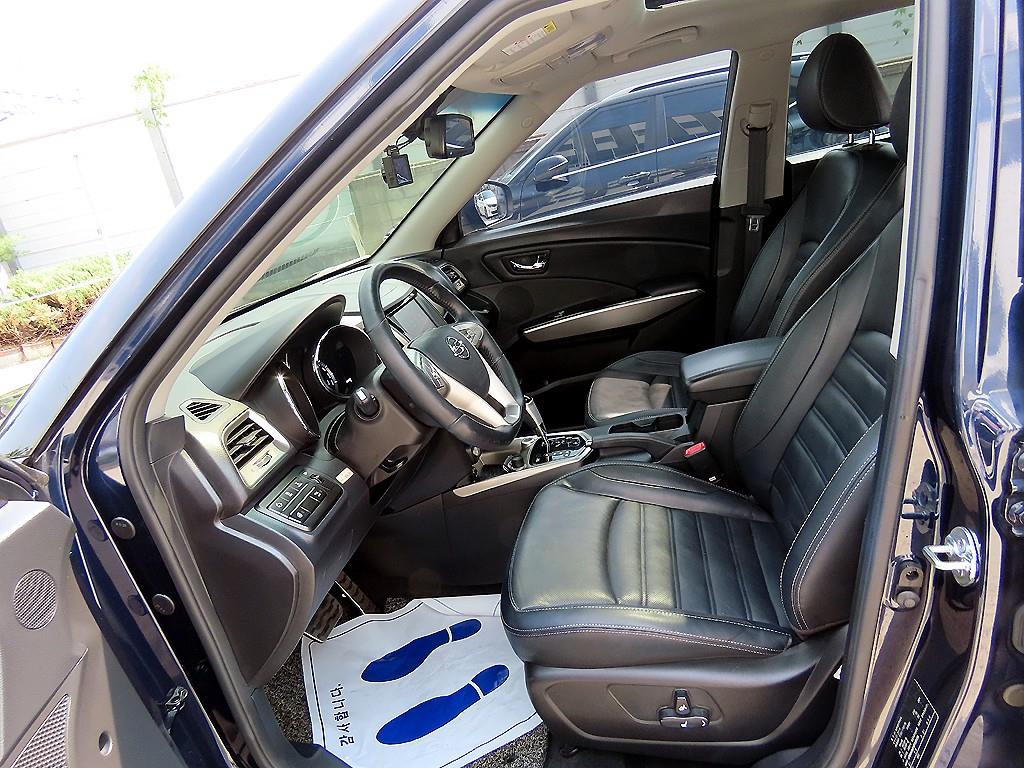 Ssangyong Tivoli - Vista 7