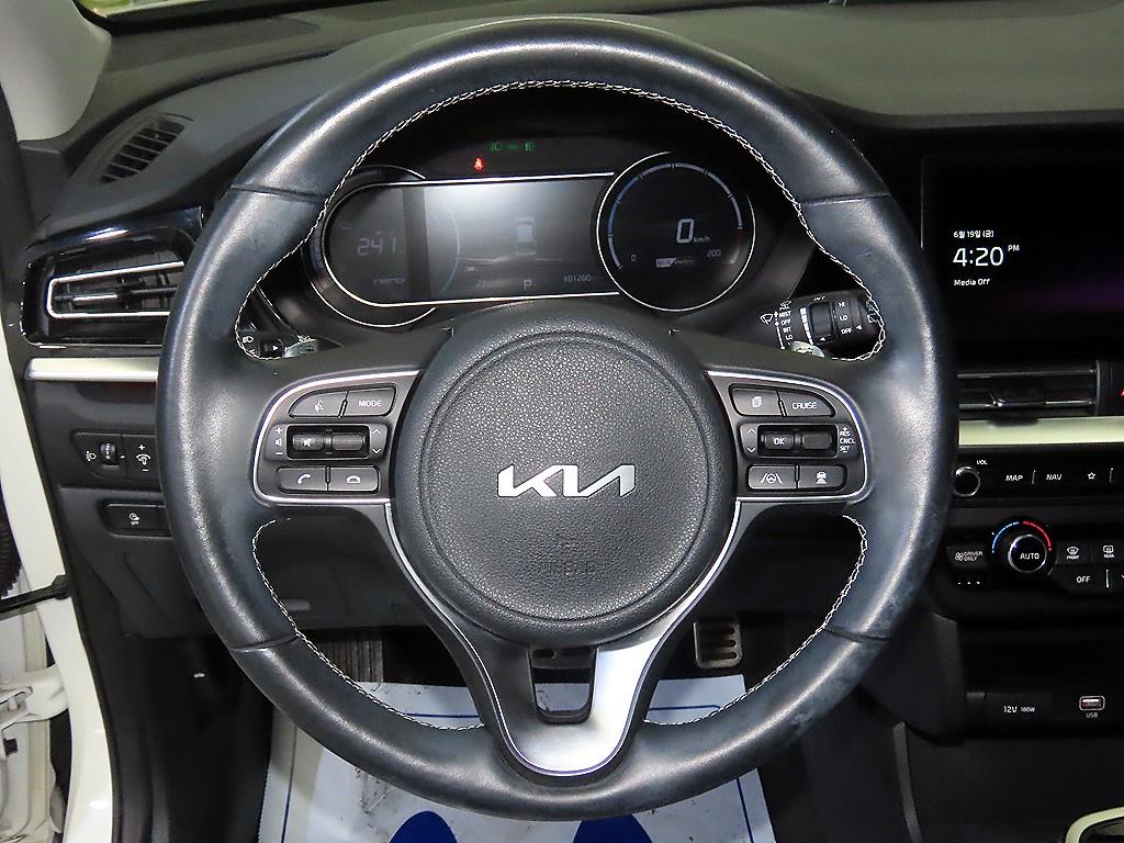 KIA Niro - Vista 10