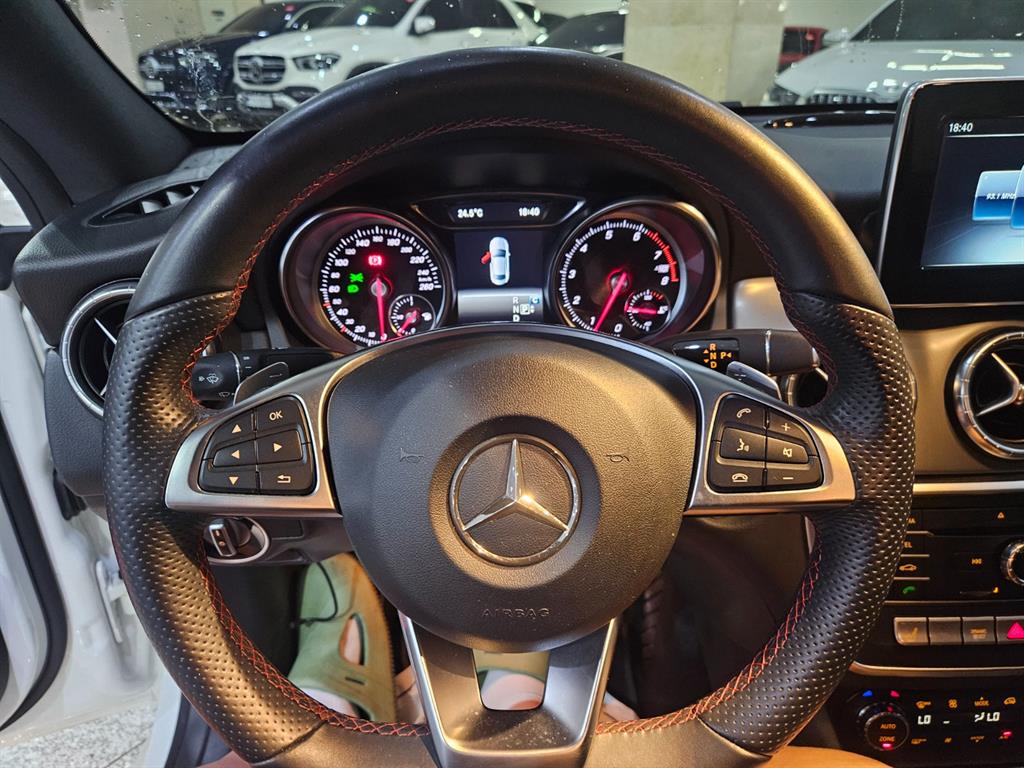Mercedes Benz CLA Class 2018 Blanco - Importación desde Corea - HF Imports Iquique - Foto 13