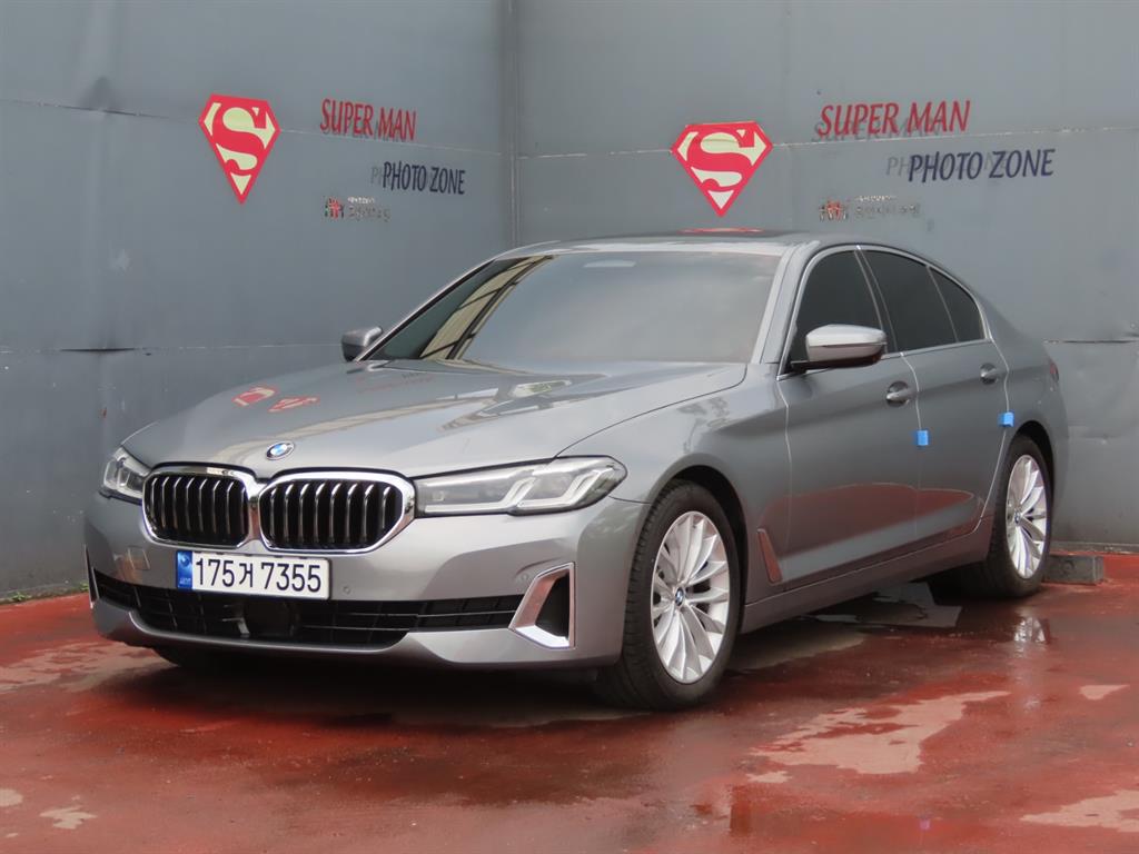 BMW 5 Series 2023 Gris - Importación desde Corea - HF Imports Iquique - Foto 1