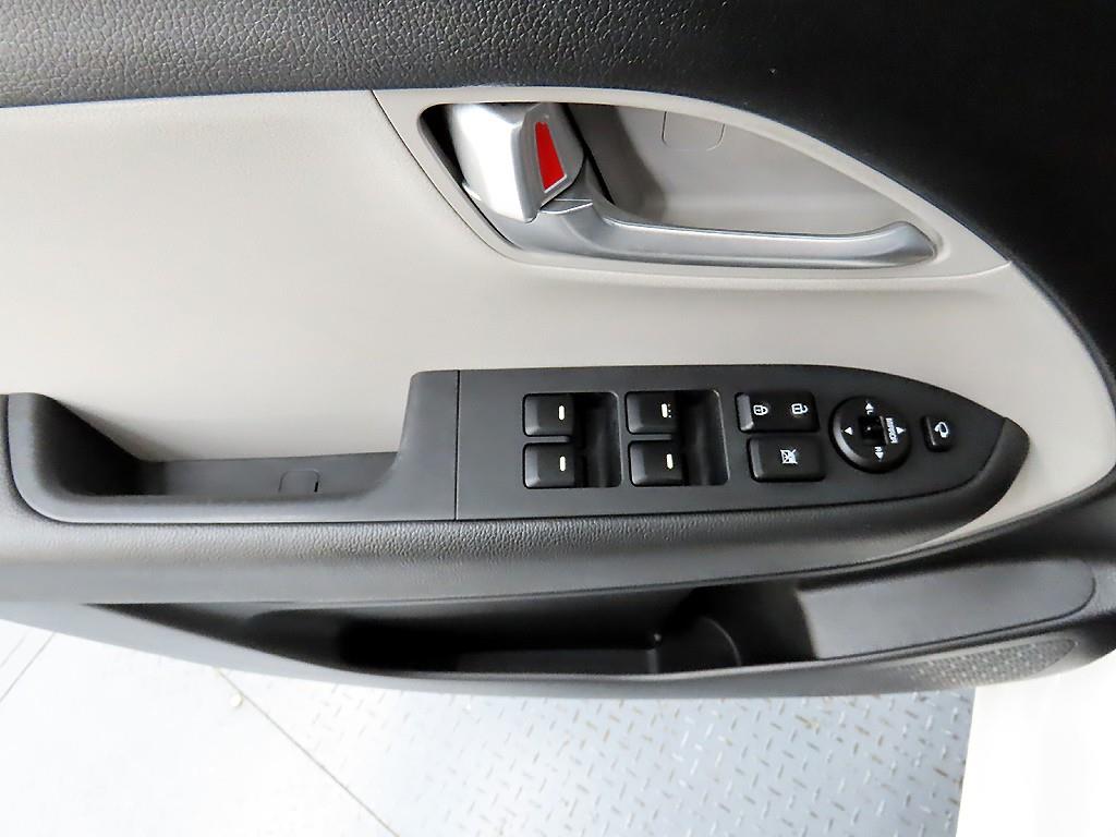 KIA Ray 2023 Blanco - Importación desde Corea - HF Imports Iquique - Foto 13