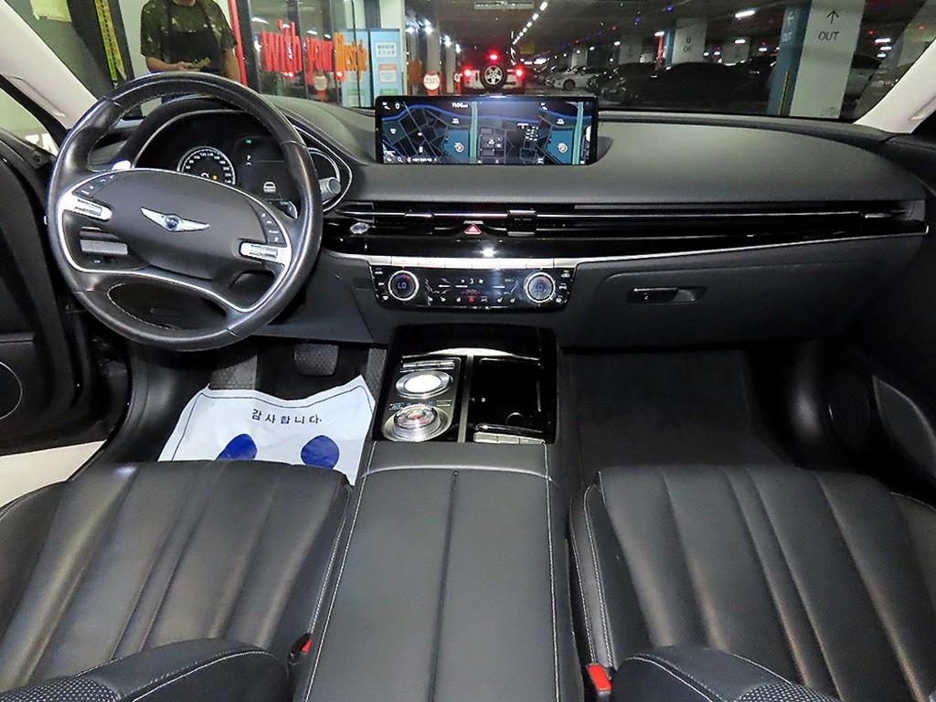 Genesis G80 - Vista 12